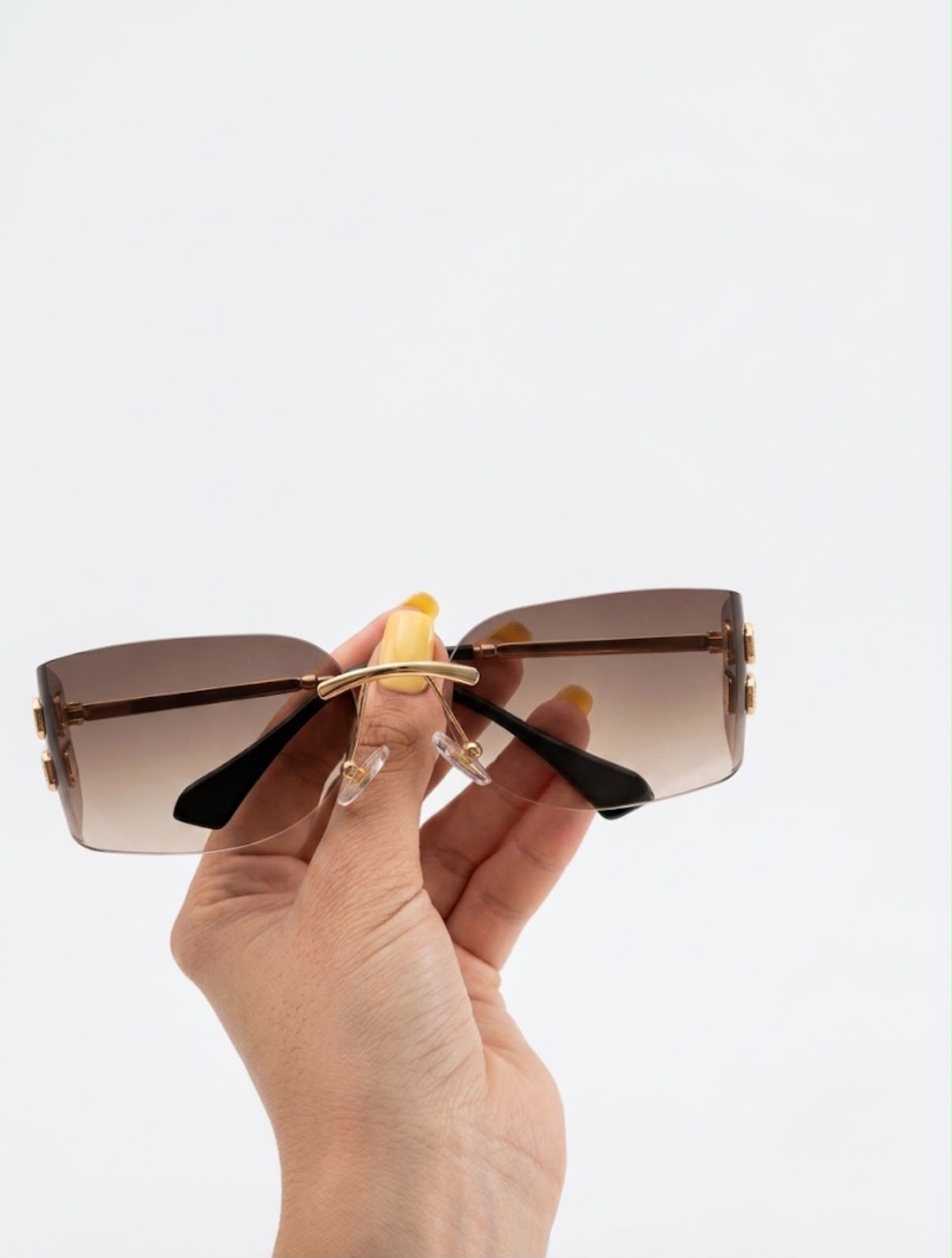 SUNGLASSES