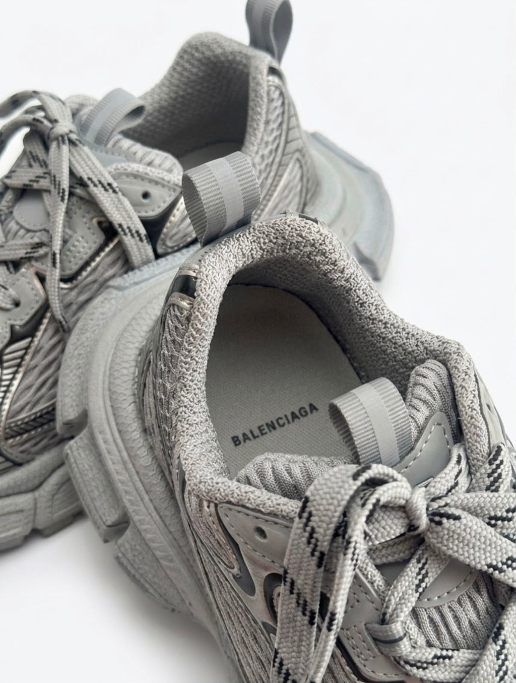 BALENCIAGA 3XL