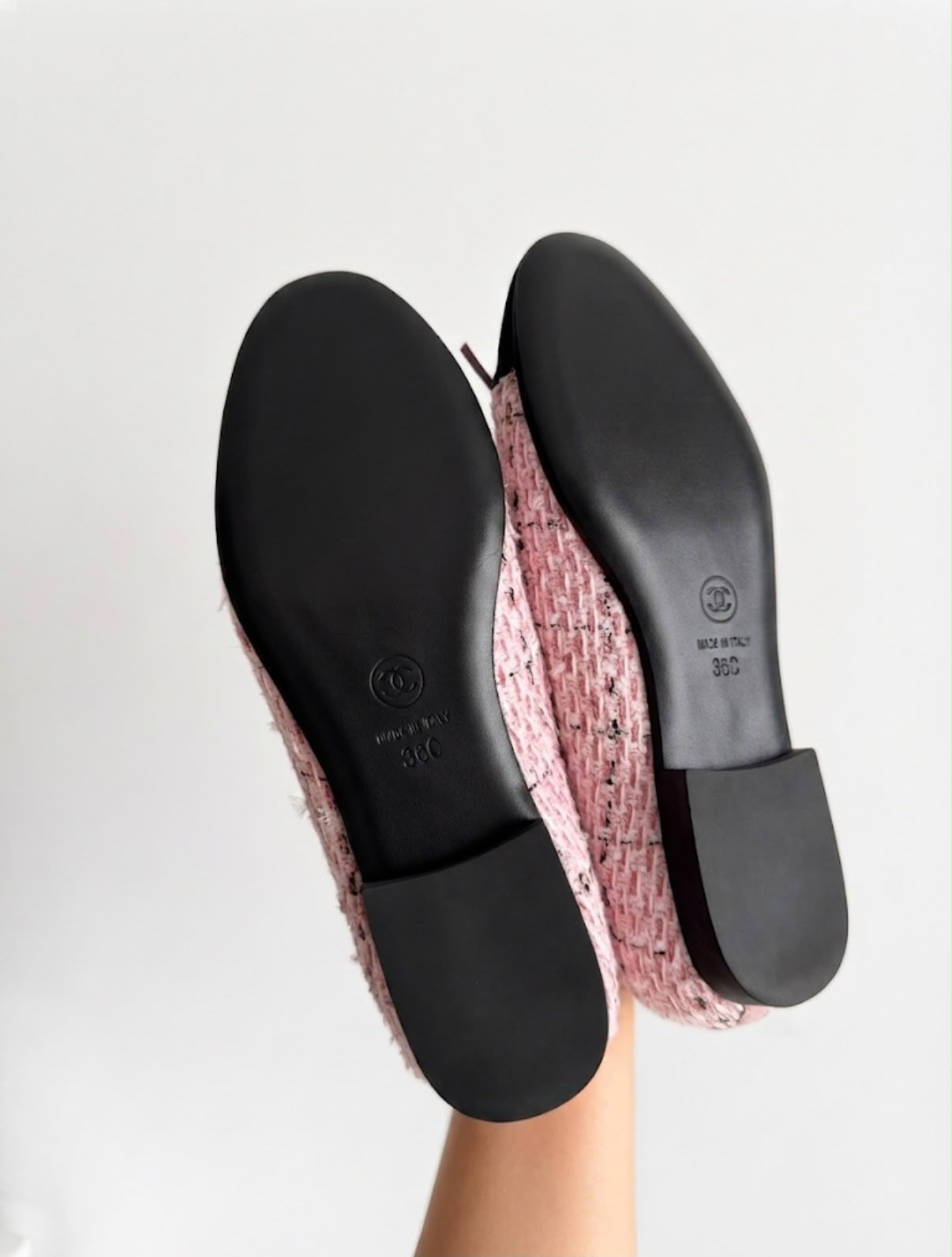 CHANEL TWEED CAP-TOE BALLET FLATS