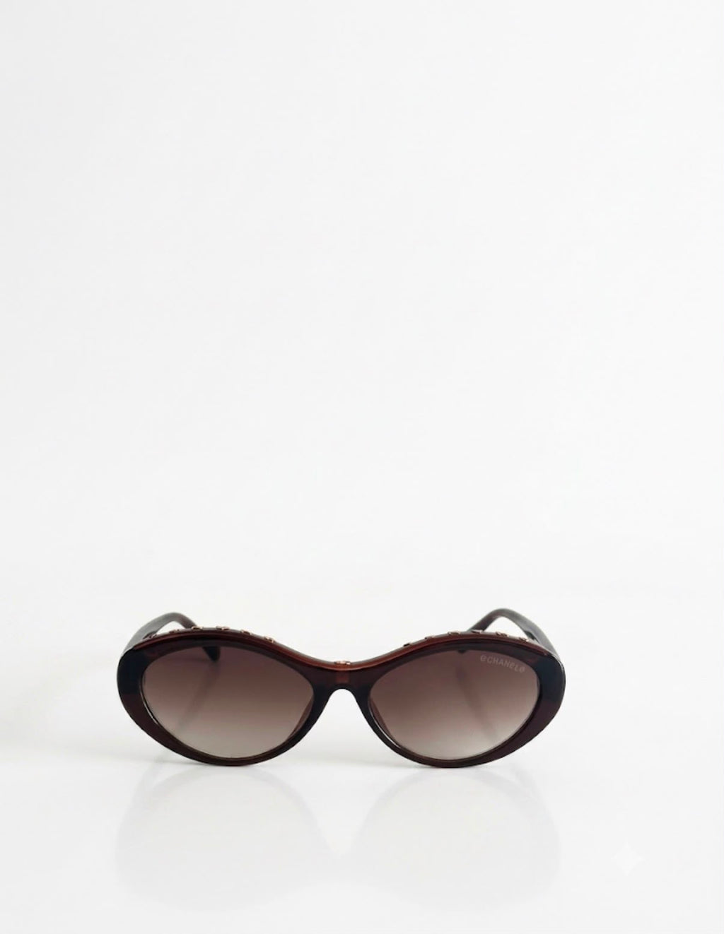 CHANEL SIGNATURE OVAL