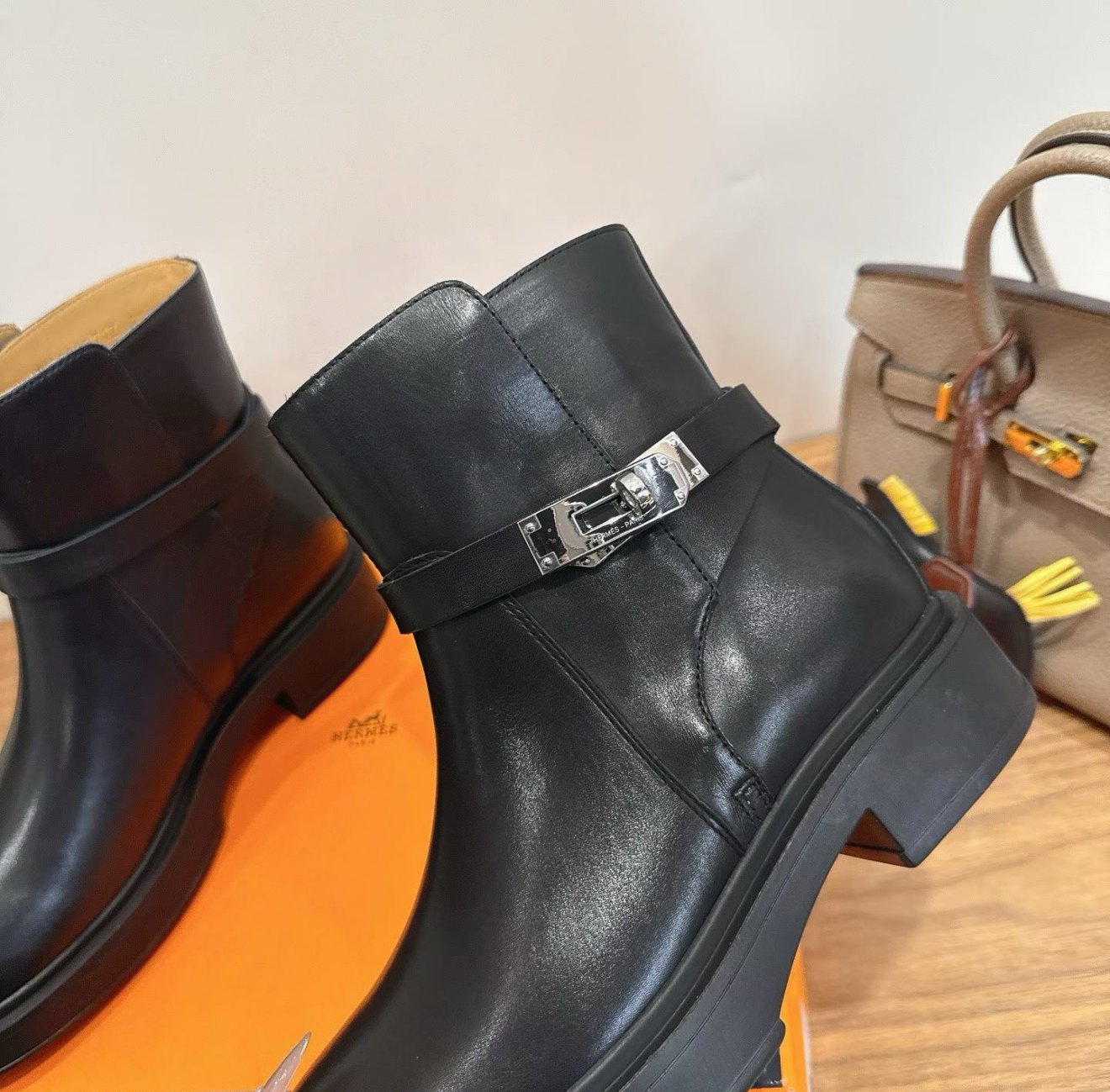 KELLY BOOTS